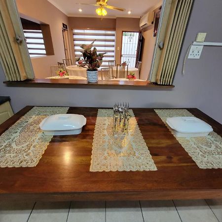 La-Nuel Guest Lodge Boksburg Extérieur photo