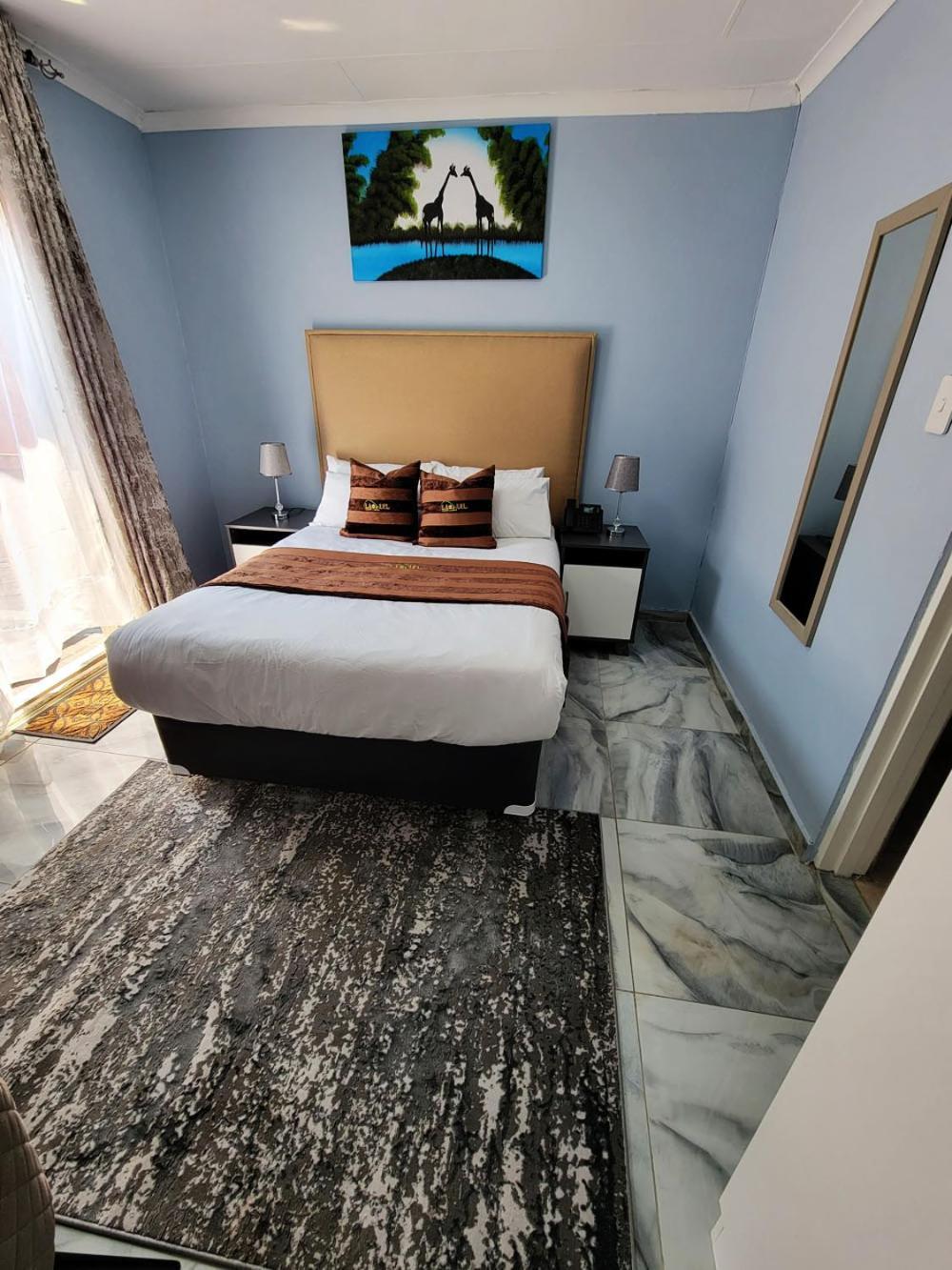 La-Nuel Guest Lodge Boksburg Extérieur photo