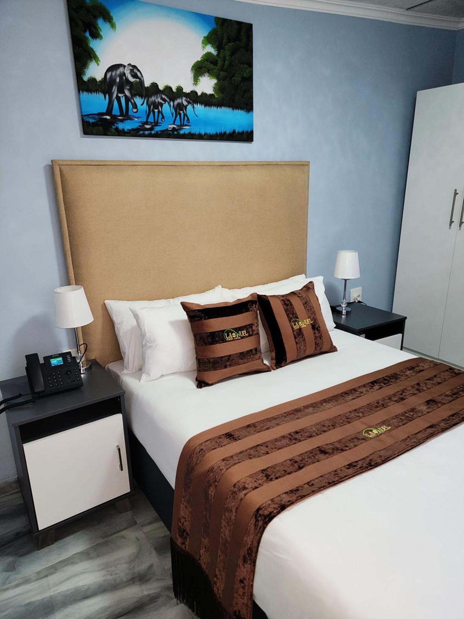 La-Nuel Guest Lodge Boksburg Extérieur photo